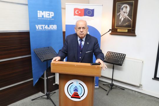 Elektrikli araçlar konusu Sincan’da masaya yatırıldı